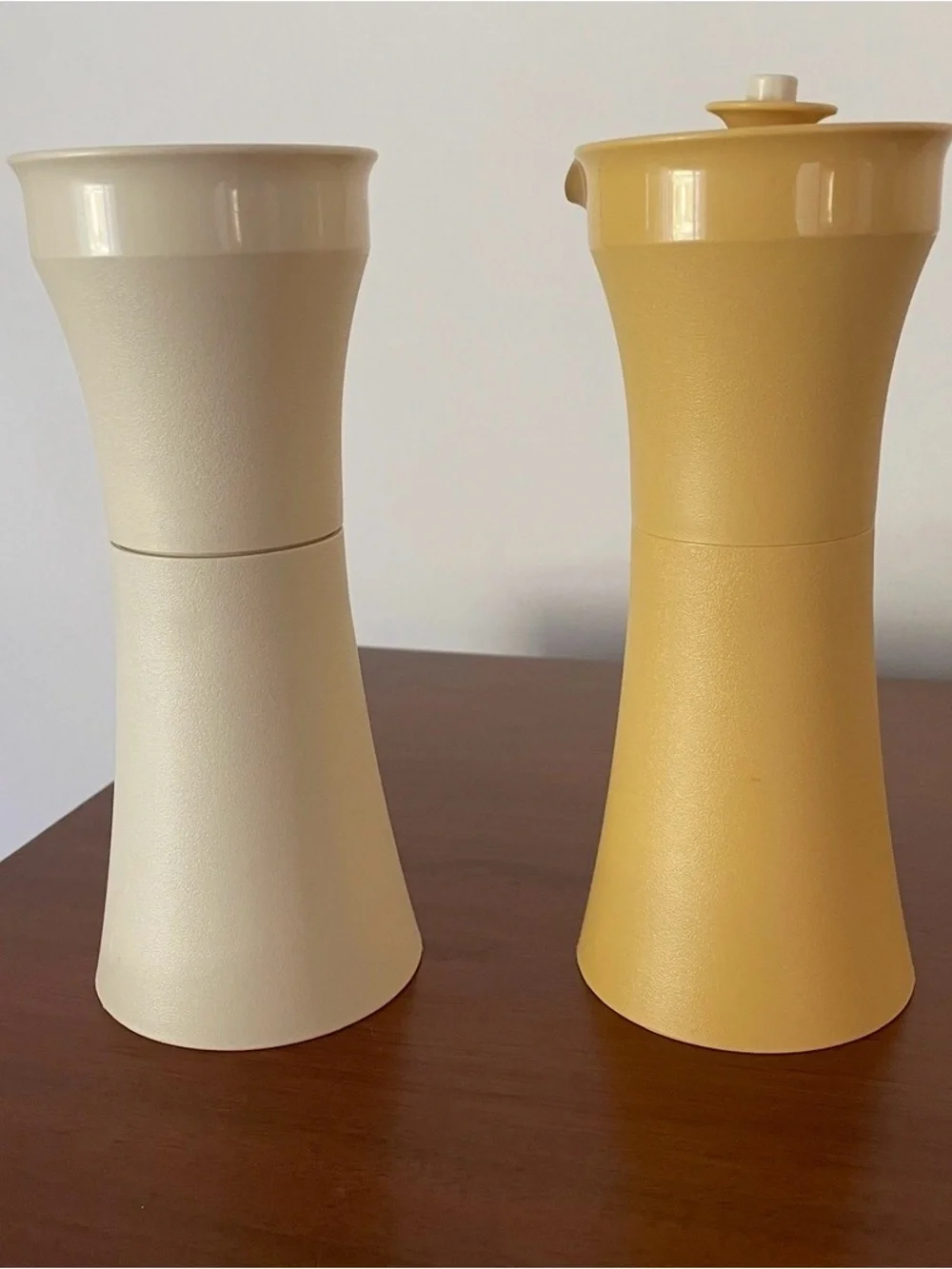 Tupperware Oil And Vinegar Cruet Salad Dressing Set Vintage - one lid missing